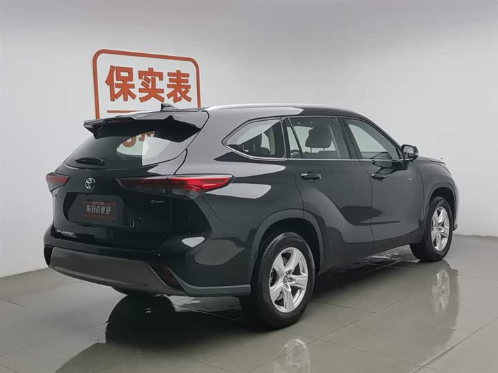 Фото 2 - Toyota Highlander