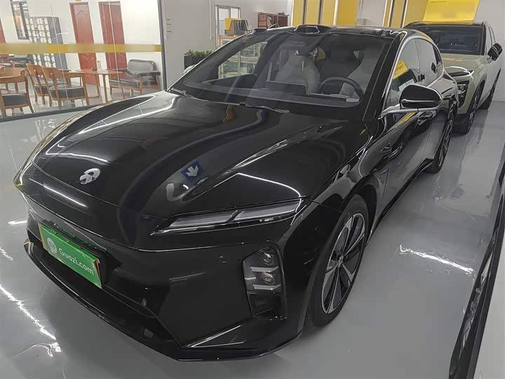 Фото 2 - Nio ET5T