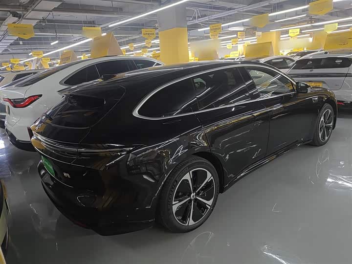 Фото 7 - Nio ET5T