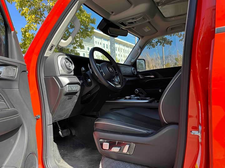 Фото 3 - Tank 300