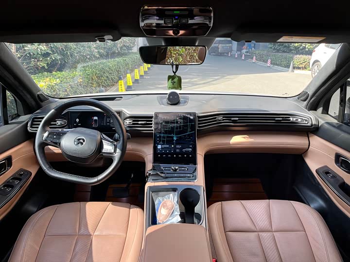 Фото 8 - Nio ES8