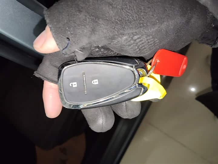 Фото 9 - Chevrolet Orlando