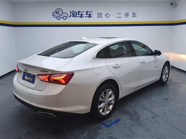 Фото 3 - Chevrolet Malibu XL
