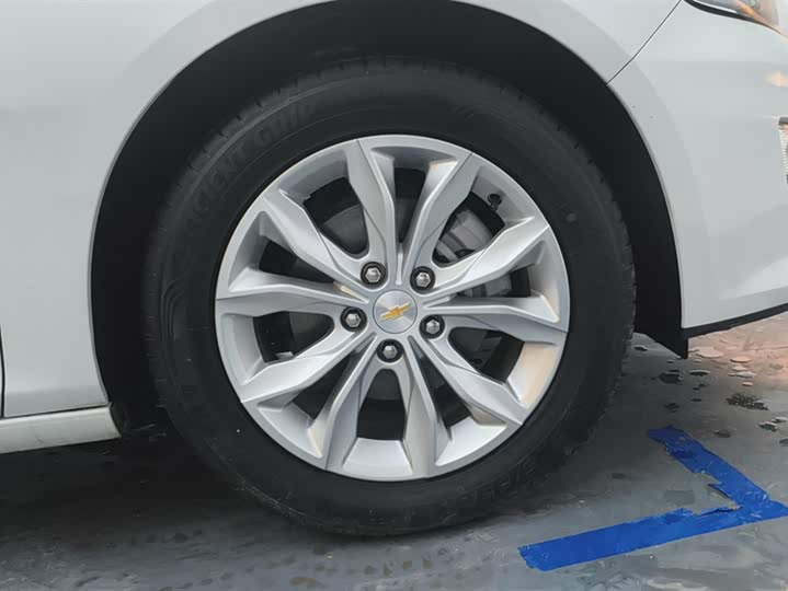 Фото 6 - Chevrolet Malibu XL