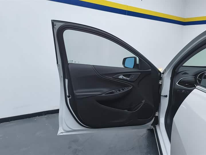 Фото 7 - Chevrolet Malibu XL