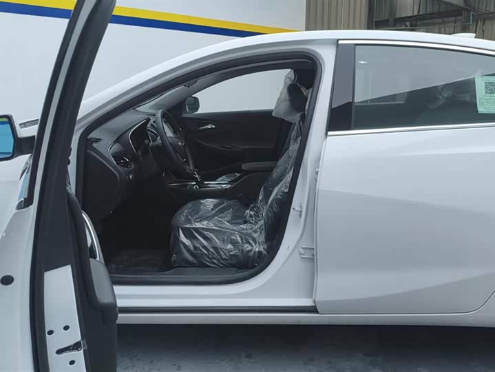 Фото 9 - Chevrolet Malibu XL