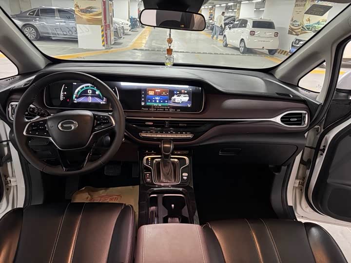 Фото 9 - GAC Trumpchi M6