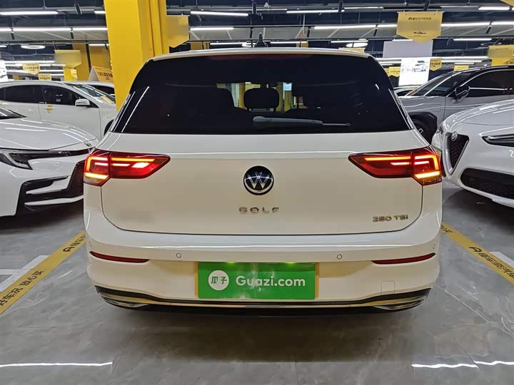 Фото 6 - Volkswagen Golf