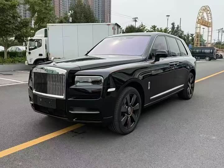 Фото 1 - Rolls-Royce Cullinan