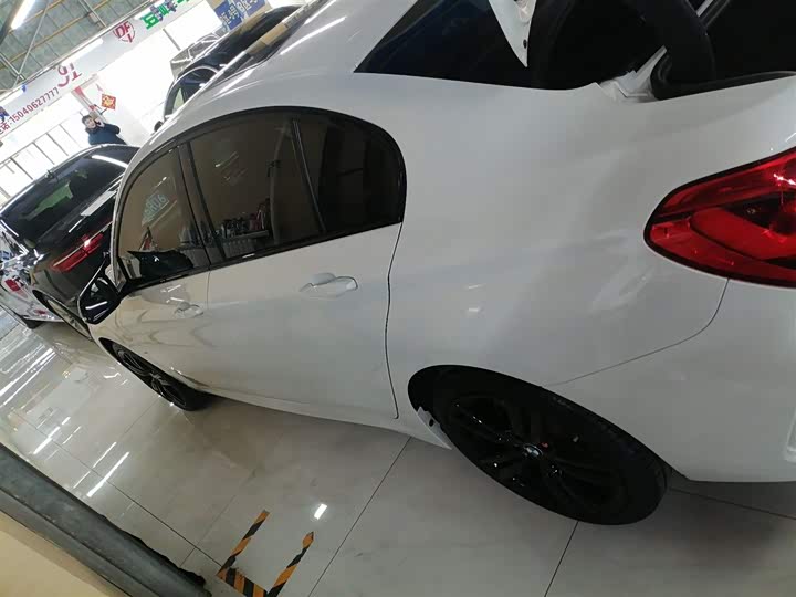 Фото 5 - BMW 1 Series