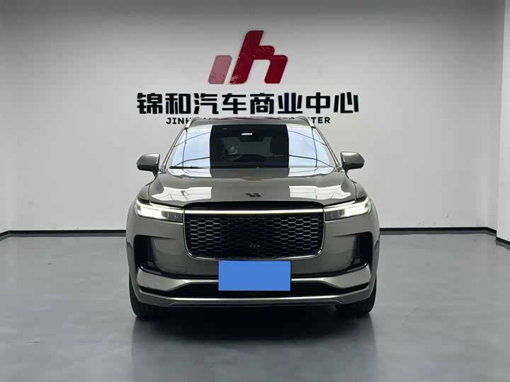 Фото 2 - LiXiang One