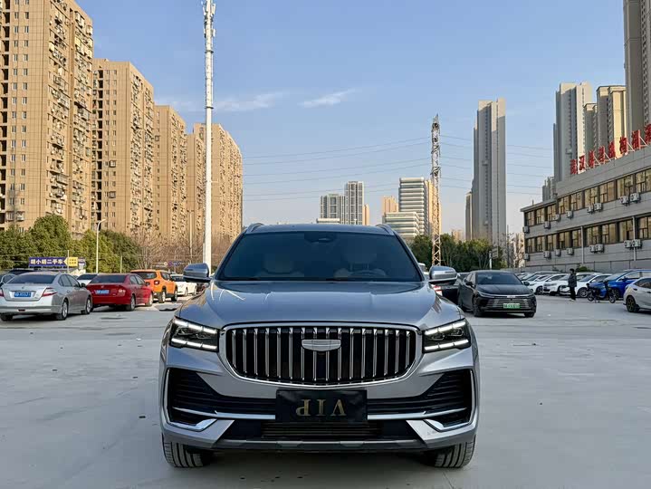 Фото 2 - Geely Monjaro