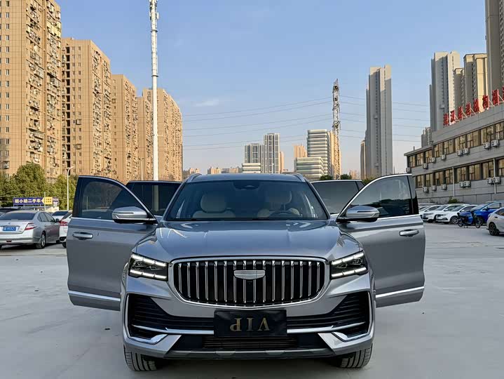 Фото 3 - Geely Monjaro