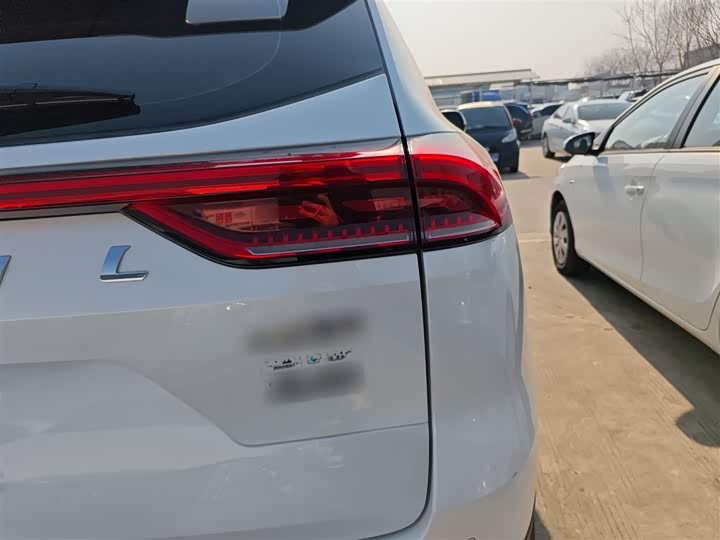 Фото 8 - Haval H6