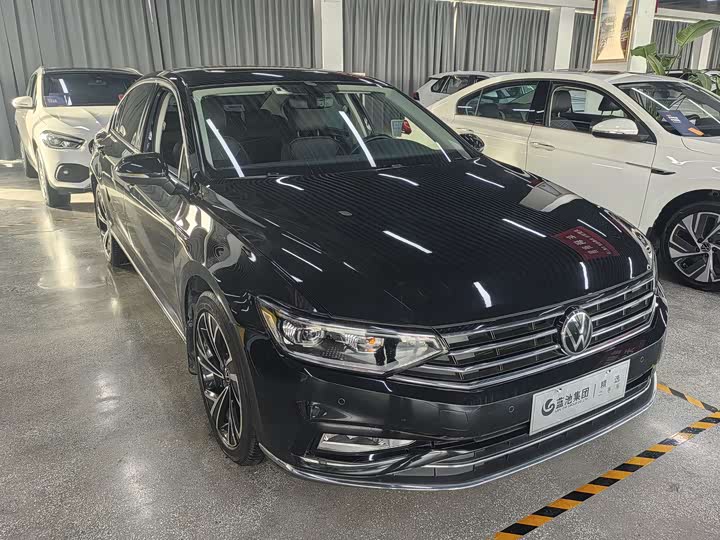 Фото 8 - Volkswagen Magotan