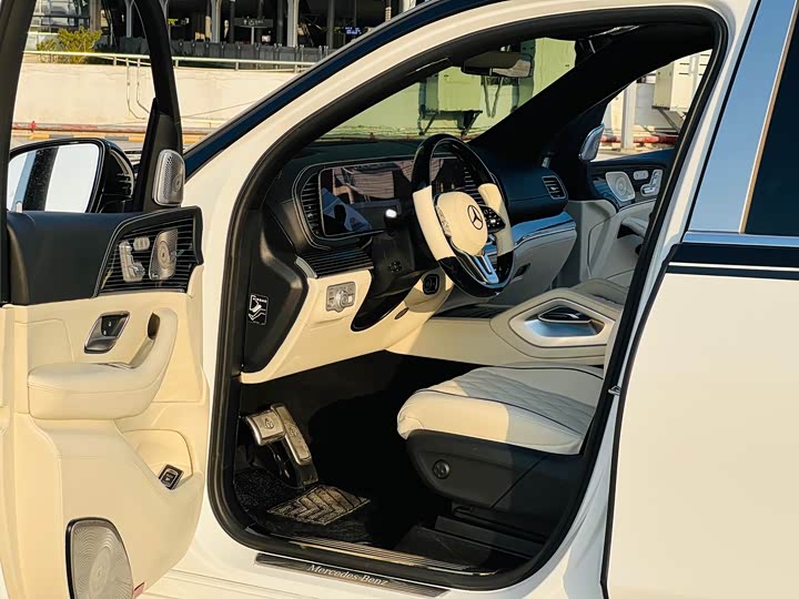 Фото 4 - Mercedes-Benz GLS-Class