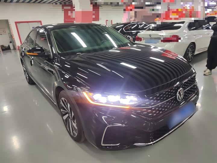 Фото 4 - Volkswagen Passat