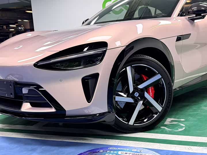 Фото 6 - Xiaomi YU7