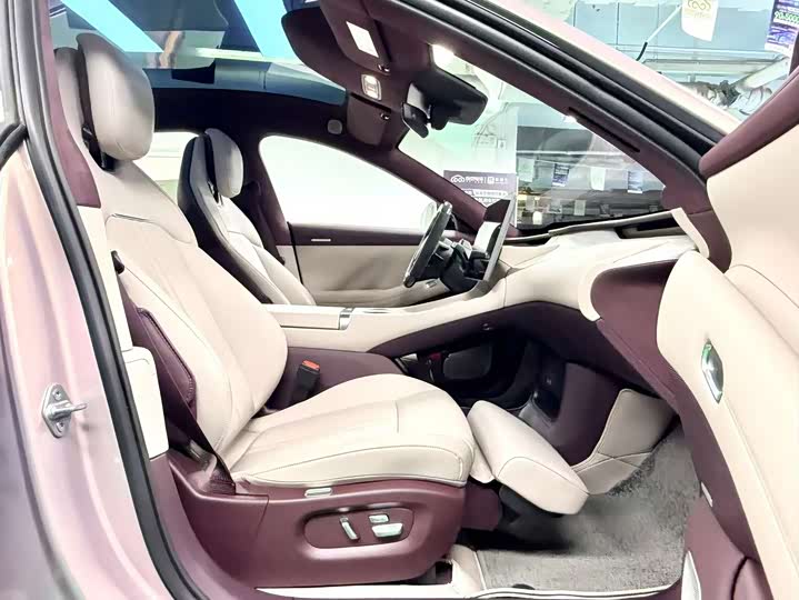 Фото 8 - Xiaomi YU7