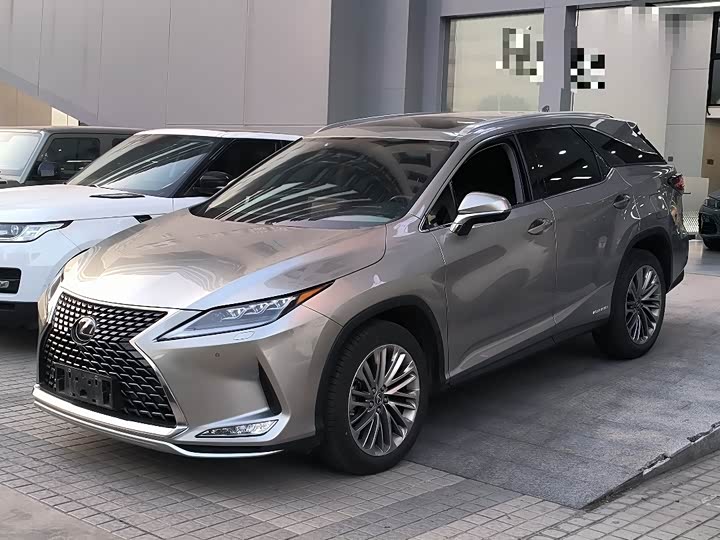 Фото 1 - Lexus RX