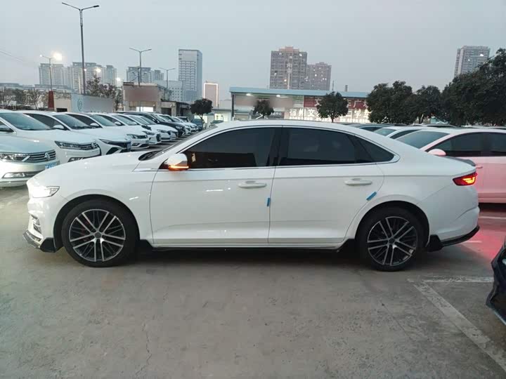 Фото 5 - Geely Preface