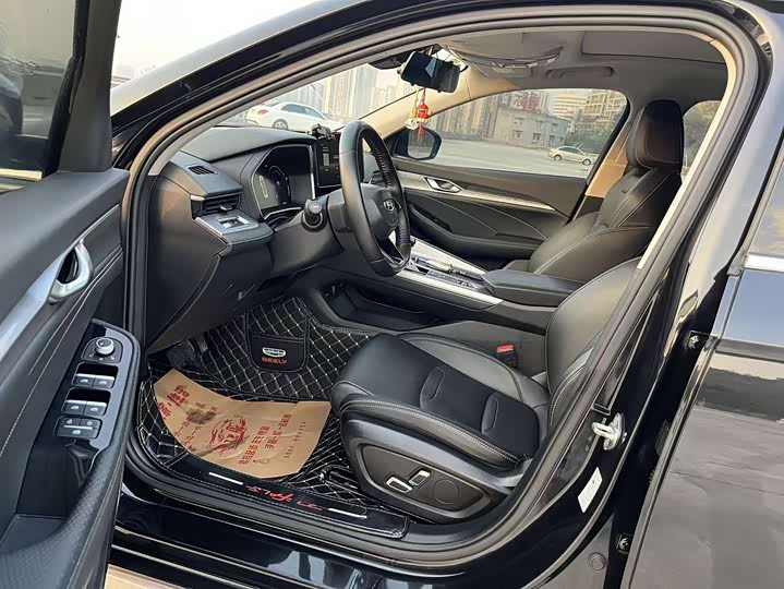 Фото 4 - Geely Preface