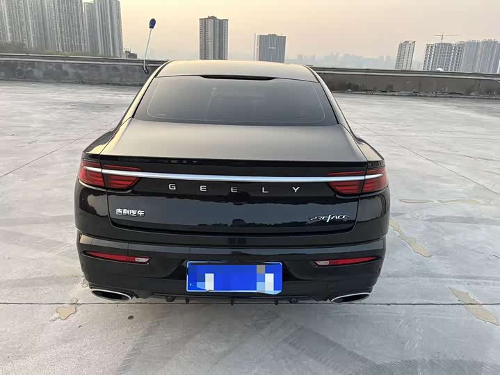 Фото 7 - Geely Preface