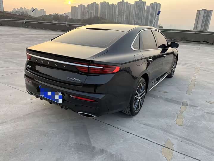 Фото 9 - Geely Preface