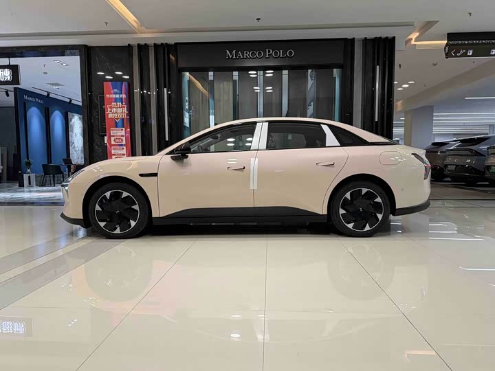 Фото 3 - XPeng Mona M03