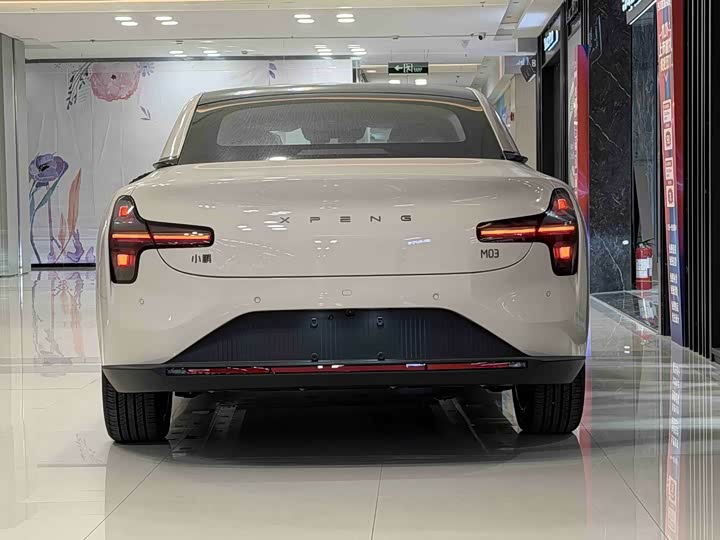 Фото 5 - XPeng Mona M03