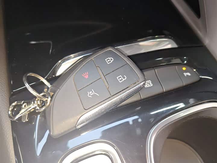 Фото 9 - Buick Envision Plus