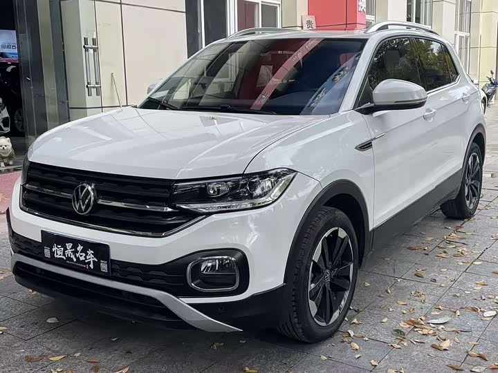 Фото 1 - Volkswagen Tacqua