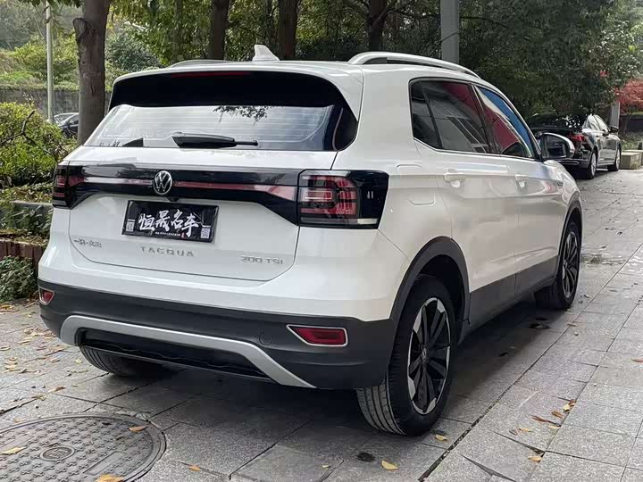 Фото 6 - Volkswagen Tacqua