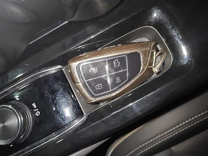 Фото 9 - Buick Envision Plus