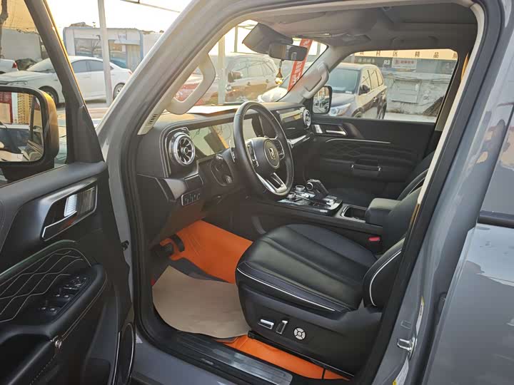 Фото 5 - Tank 300