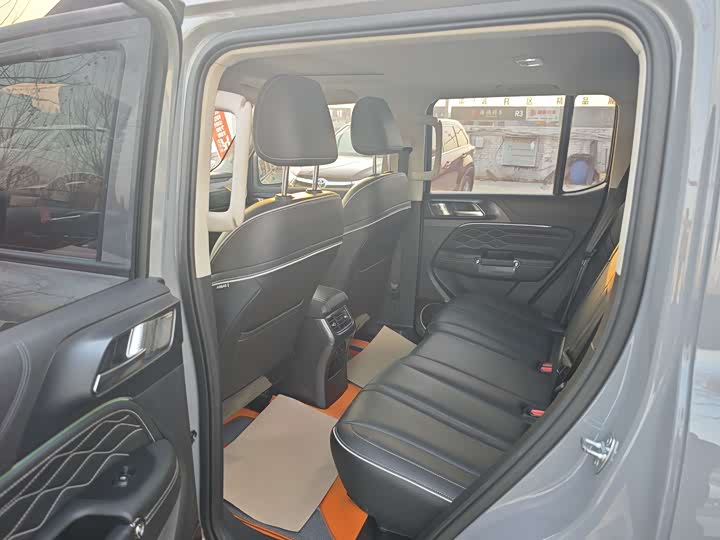 Фото 6 - Tank 300