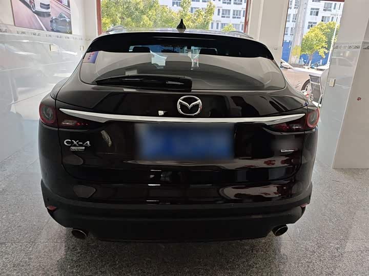 Фото 6 - Mazda CX-4