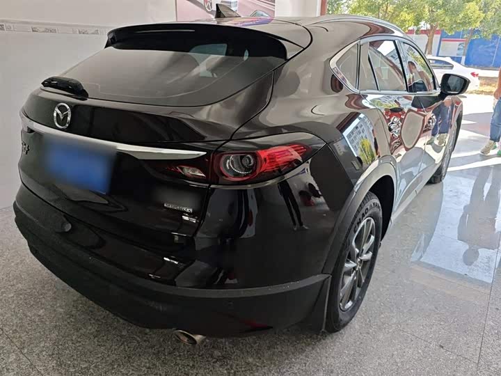 Фото 7 - Mazda CX-4