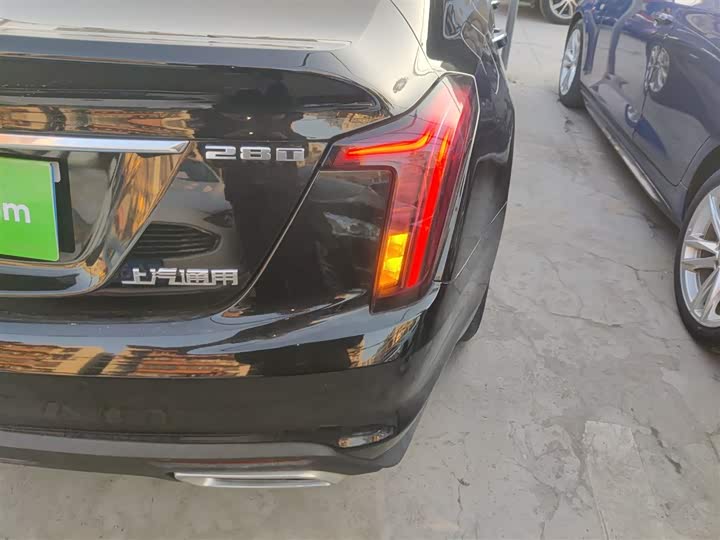 Фото 8 - Cadillac CT5