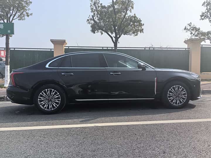 Фото 5 - Hongqi H5