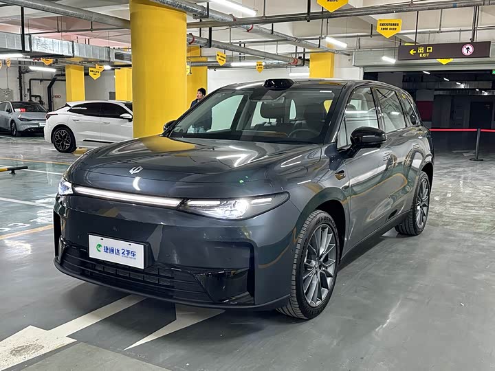 Фото 1 - Leapmotor C10