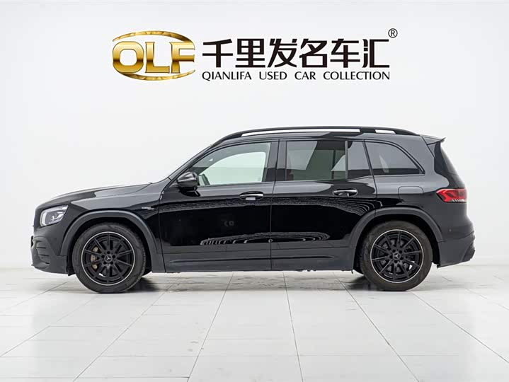 Фото 7 - Mercedes-Benz GLB-Class AMG