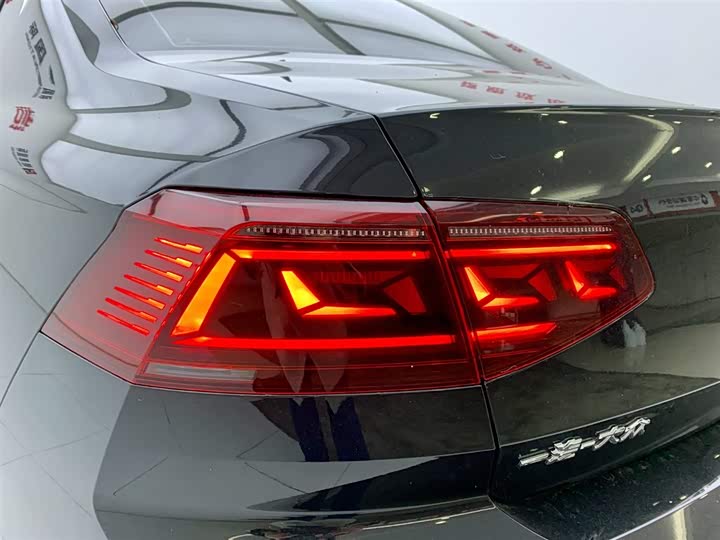 Фото 9 - Volkswagen Magotan