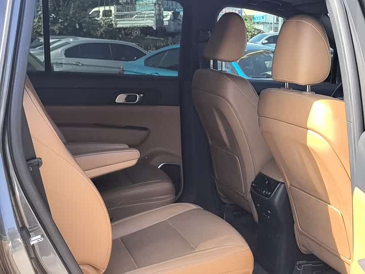 Фото 8 - LiXiang One