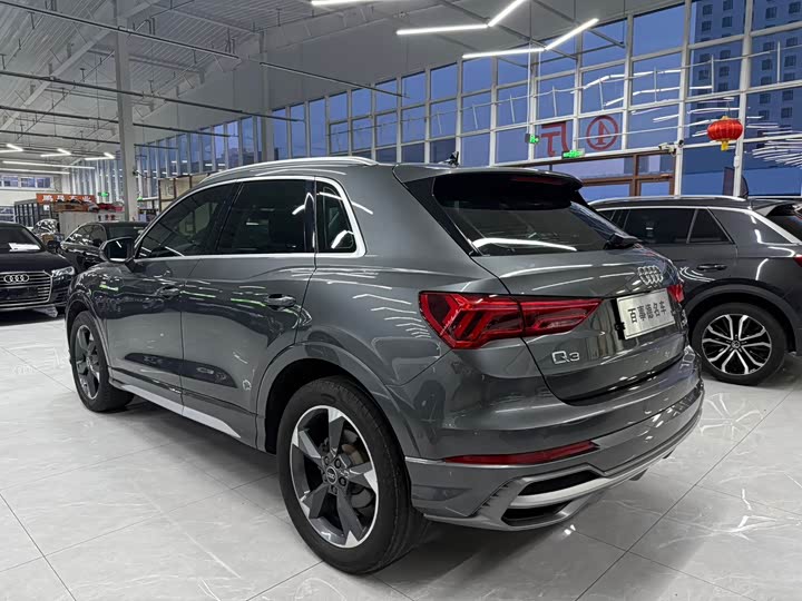 Фото 7 - Audi Q3