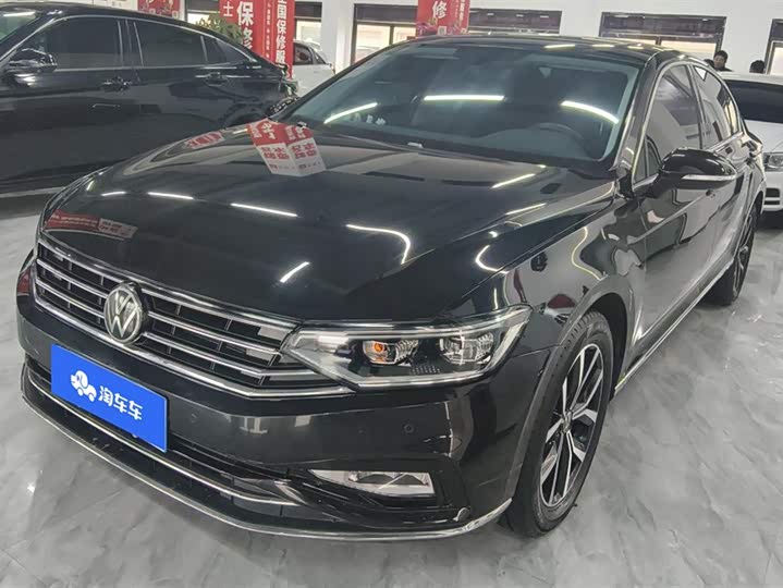 Фото 1 - Volkswagen Magotan