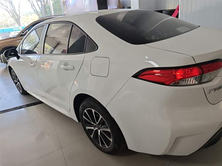 Фото 5 - Toyota Levin