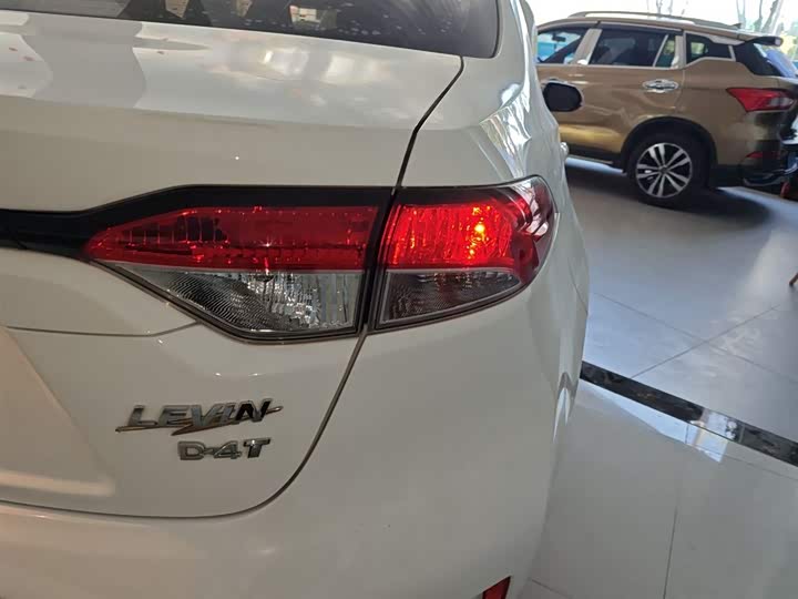 Фото 8 - Toyota Levin