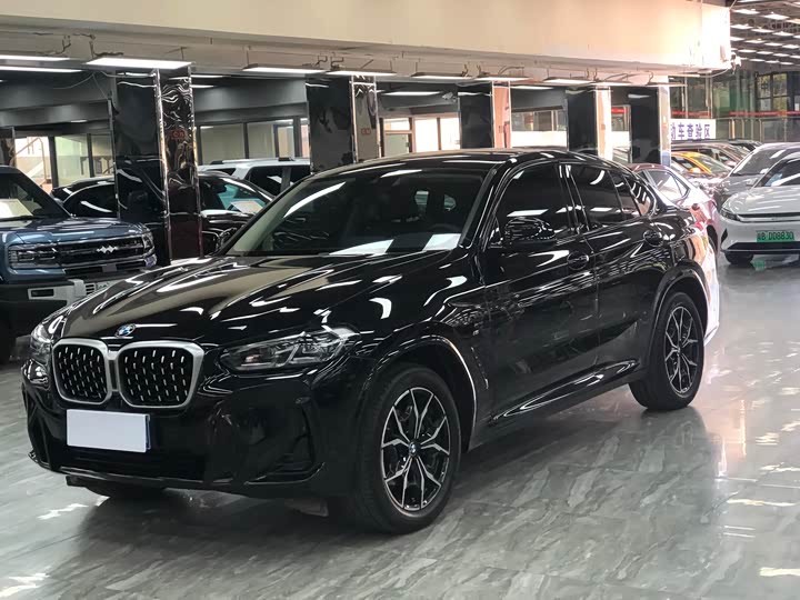 Фото 1 - BMW X4