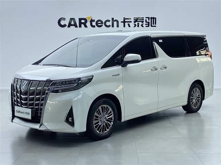 Фото 1 - Toyota Alphard